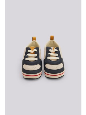 GB Baby Bg Store Renkli Patik Erkek Bebek Ayakkabısı %100 Polivinil Klorür Malzeme ile Şık Tasarım