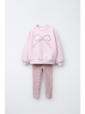 Kız Çocuk Pamuklu Pembe Fiyonk Desenli Sweatshirt ve Çiçek Desenli Tayt Takım