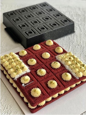 Siyah Karen Kek Kalıbı, Pratik ve Şık Kek Kalıbı, Mutfağınıza Renk Katacak.