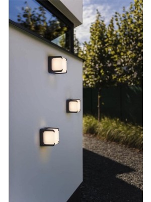 18W 3000K Beyaz Dekoratif LED Duvar Aplikası, Şık ve Modern Tasarım ile Aydınlatma Sağlar