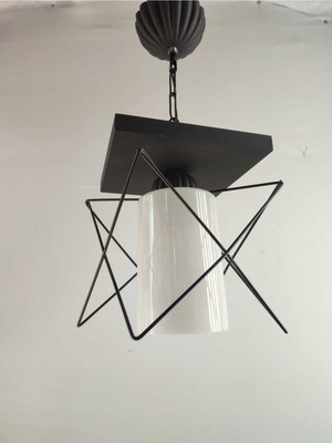 Modern Siyah Tekli Antre ve Çocuk Odası Avizesi, Şık ve Kullanışlı Tasarım