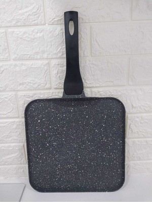 Kare Gözleme ve Bazlama Tavası, Lezzetli Hamur Işleri Için Ideal Seçim