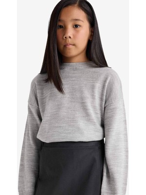 DeFacto Kız Çocuk Oversize Geniş Kalıp Bisiklet Yaka Triko Kazak E7739A825AU