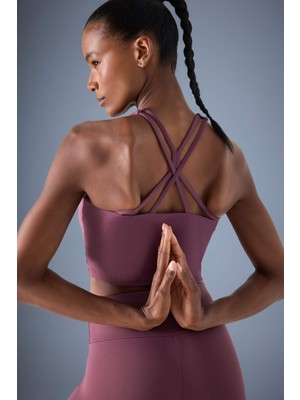 DeFacto Bisiklet Yaka Pedli İç Göstermez Esnek Kumaş Uzun Sporcu Sütyeni F4944AX25AU