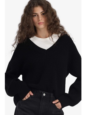 DeFacto Oversize Geniş Kalıp V Yaka Triko Kazak Z7135AZ25WN