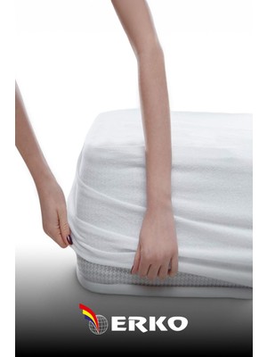 Beyaz Micro Full Kenar Fitted Sıvı Geçirmez Yatak Koruyucu