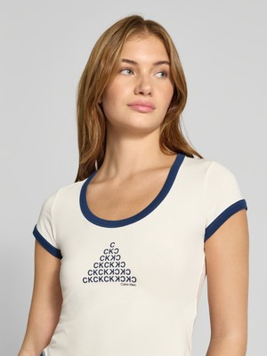 Calvin Klein Ck Kadın TShirt Pamuk Kısa Kol Regular Kesim Beyaz Desenli Şık Stil