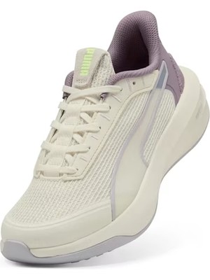 Puma Softride Courtney Wns Kadın Spor Ayakkabı Ekru Renkli Nefes Alabilir Yapı ile Koşu ve Yürüyüş İçin İdeal 31203703