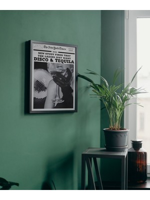 Çok Renkli Disco Tequila New York Times Poster Çerçeveli Dekoratif Tablo