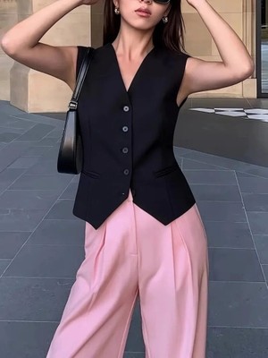 Kadın Sıfır Kollu Önden Düğmeli Atlas Yelek