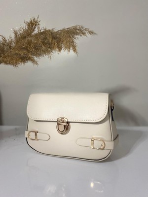 Kadın Kilit Kapamalı Ayarlanabilir Askılı Çanta