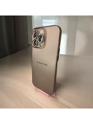 Iphone 16 Pro Max Gold  Renk Lens Korumalı Kaliteli Silikon Telefon Kılıfı