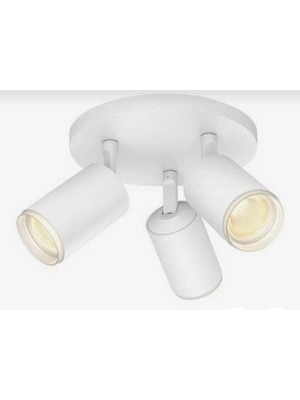 Şık Siyah Üçlü Spor LED Avize, Hareketli Başlıklı, Modern Tasarım.