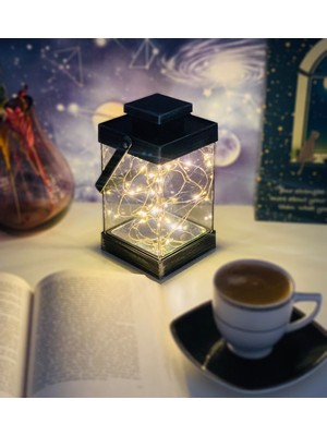 Siyah LED Işıklı Fener, Dayanıklı ve Parlak Aydınlatma Aracı