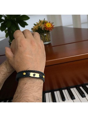 Altın Plakalı 14 Ayar Asker Kafatası Temalı Siyah Derili Oval Motifli Hediye BILEKLIK-563SEMBOL