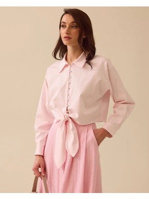 1013 Önü ve Kol Ucu Düğmeli Uç Kısmı Bağlama Detaylı Kısa Gömlek 10002511511013 #06-25#