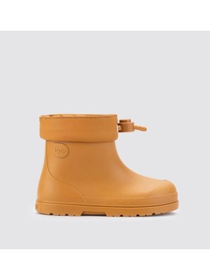 Igor Mendi Çocuk Yağmur Çizmesi Karamel PVC Malzeme Su Geçirmez Özellikli Günlük Kullanım İçin