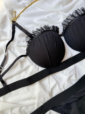 Dolgulu B Kap Dantelli Midye Kap Sütyen & Külot Takımı