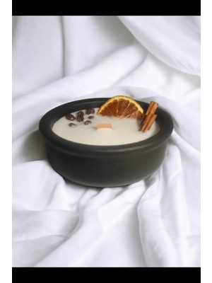 Bal-Tarçın Kokulu Aromaterapi Mum, Ahşap Fitilli, Dekoratif Doğal Çömlek Mum