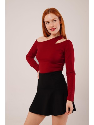 Asyahsap Omuz Dekolte Detaylı Bordo Bluz