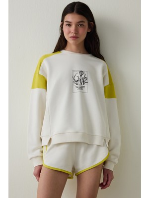 Açık Bej Antalya Çiğdemi Bisiklet Yaka Çiçek Baskılı Sweatshirt - Inspired By Flora