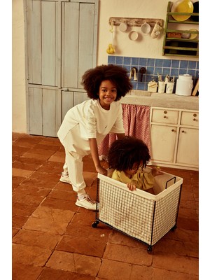 Ekru Nakış Detaylı Jogging Pantolon