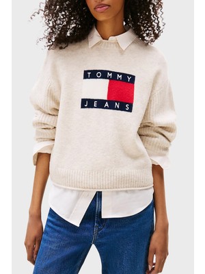 Tommy Jeans Logolu Yün Karışımlı Relaxed Fit Bisiklet Yaka Kazak Bayan Kazak DW0DW21782 Afn