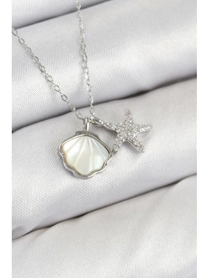 Pirinç Zirkon Taşlı Istiridye ve Deniz Yıldızı Model Gümüş Renk Kadın Kolye