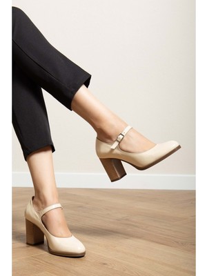 Kadın Hakiki Deri Bantlı Topuklu Ayakkabı  - Bej Rugan