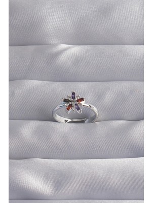 Pirinç Gümüş Renk Renkli Zirkon Taşlı Ayarlamalı Yüzük