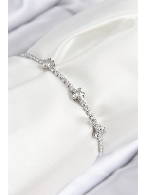 Pirinç Zirkon Taşlı Yıldız Model Gümüş Renk Asansörlü Kadın Bileklik