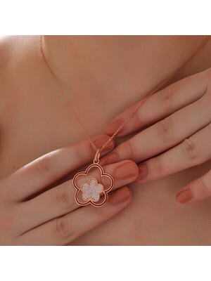 Rose Çiçek Desenli 925 Ayar Gümüş Kadın Kolye