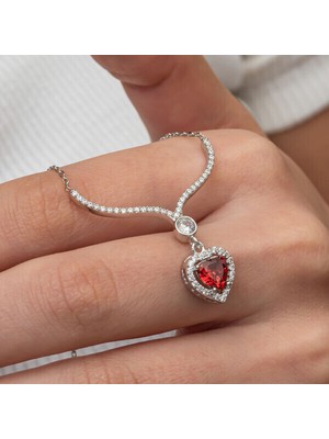 Kristal Zirkon Taşlı Kalp 925 Ayar Gümüş Kadın Kolye