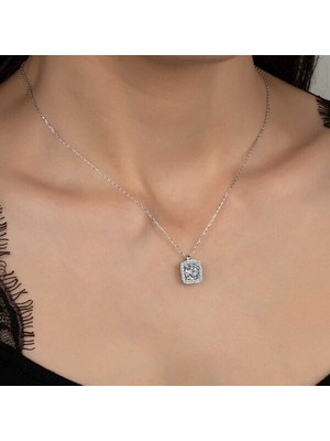  Taşlı Baget Tek Taş 925 Ayar Gümüş Kolye