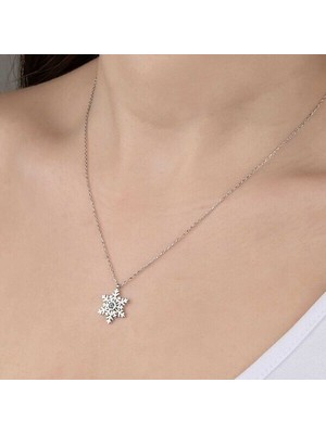  Taşlı Kar Tanesi 925 Ayar Gümüş Kolye