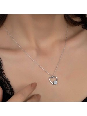  Taşlı  Kalp 925 Ayar Gümüş Kolye