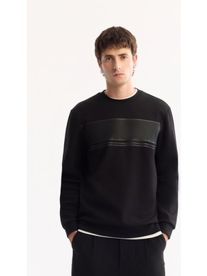 AVVA Erkek Siyah Bisiklet Yaka Pamuklu Bi-Stretch Baskılı Regular Fit Sweatshirt A52Y1215