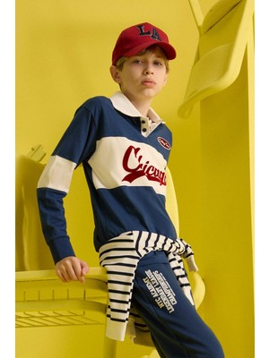 DeFacto Oversize Geniş Kalıp Polo Yaka Nakışlı Uzun Kollu Okul Tişörtü Erkek Çocuk F2711A825AU