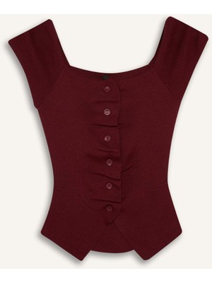 DeFacto Fitted Kare Yaka Büzgü Detaylı Kısa Kollu Triko Kazak G0986AX25AU