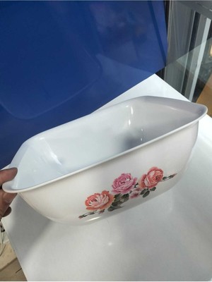 Büyük Boy Çok Amaçlı Salata ve Hamur Kasesi, Beyaz, Dayanıklı ve Şık Tasarım