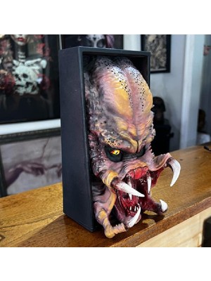 Book Nook Tredator Kitap Tutucu Kitaplık Aksesuarı Avcı Film Figürü