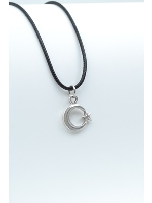 Minimal Ay Yıldız Gümüş Kaplama Deri İp Kolye