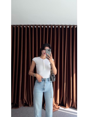 Gold Düğmeli T Kol Basic Beyaz Triko