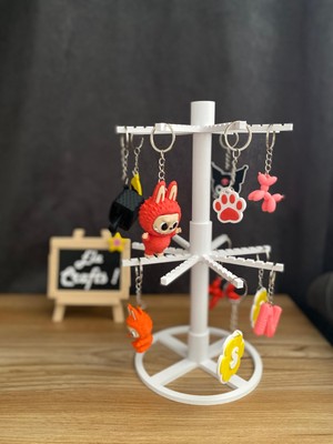 Ela Crafts 3D Anahtarlık Standı – Masaüstü Anahtarlık Düzenleyici ve Sergileme Aparatı, Dekoratif Tasarım