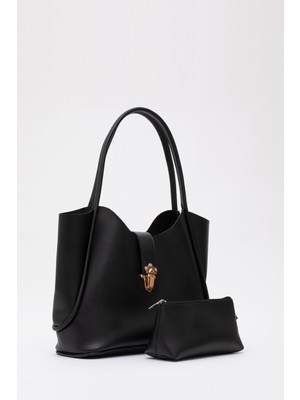 Siyah SHK126 Suni Deri Kilit Detaylı Makyaj Çantalı El,kol ve Omuz Çantası