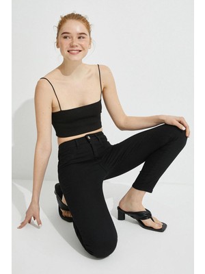 Kadın Siyah Dar Paça Skinny Pantolon