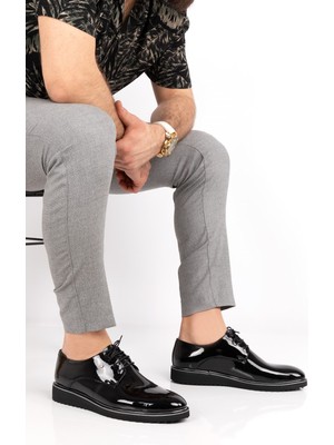 Maximoda Erkek Rugan Ayakkabı Klasik Stil Düz Taban ve Termo Poliüretan Malzeme ile Konfor