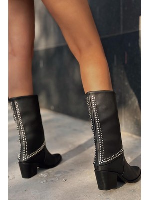 Madoks Mat Deri Troklu Siyah Kadın Çizme