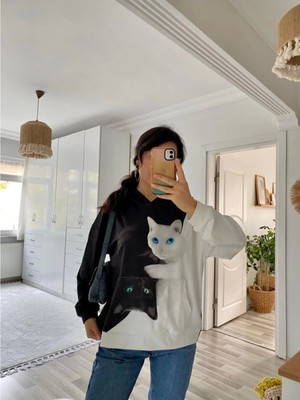 Kedi Desenli Uzun Kollu Kapşonlu Bluz