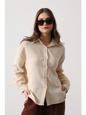 Hafif ve Şık Müslin Uzun Kol Gömlek - Bej